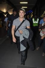 Aamir Khan snapped at the Airport in Mumbai on 8th Feb 2014